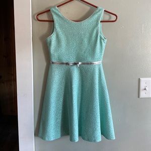 Girls dress